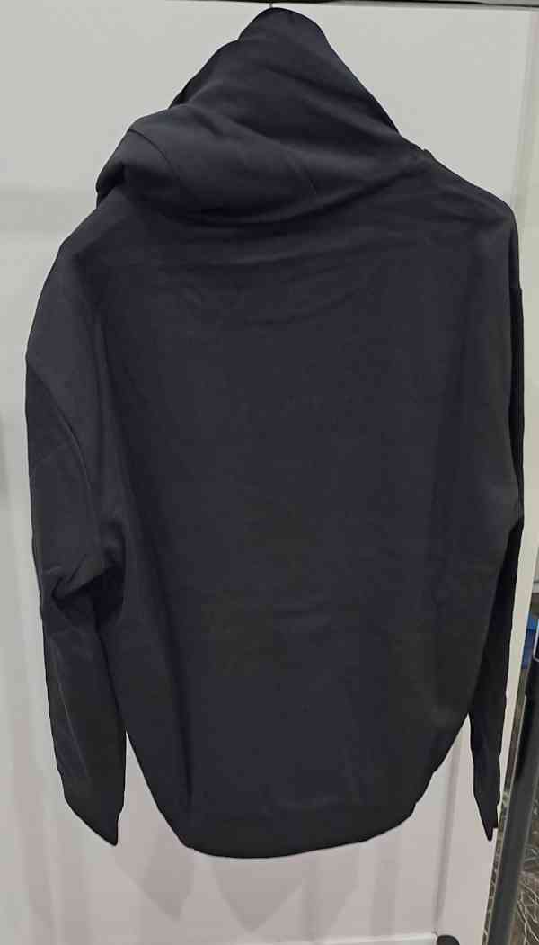 PRADA MIKINA - foto 3