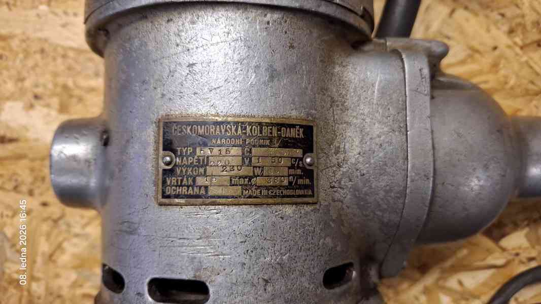 Dvouruční vrtačka Kolben-Daněk - foto 3