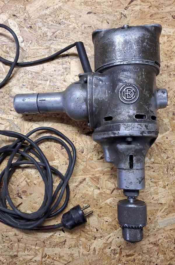 Dvouruční vrtačka Kolben-Daněk - foto 2