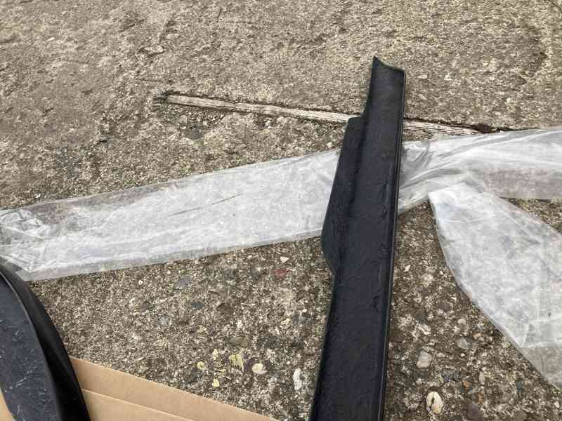 spojlery skoda rapid paket spoiler prahy - foto 24