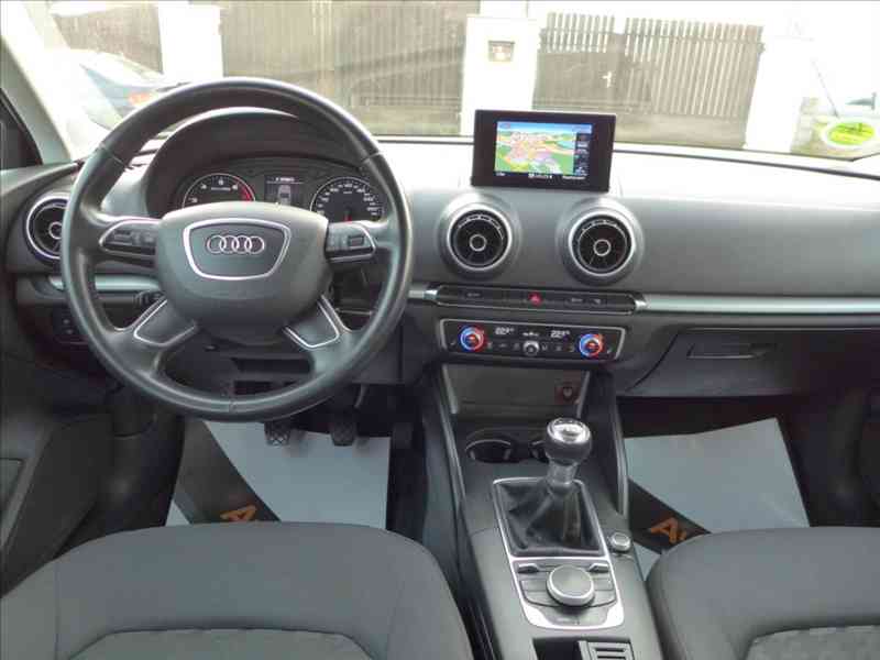 Audi A3 1,4 TFSI NAVI, VÝHŘEV, 1.MAJ - foto 7