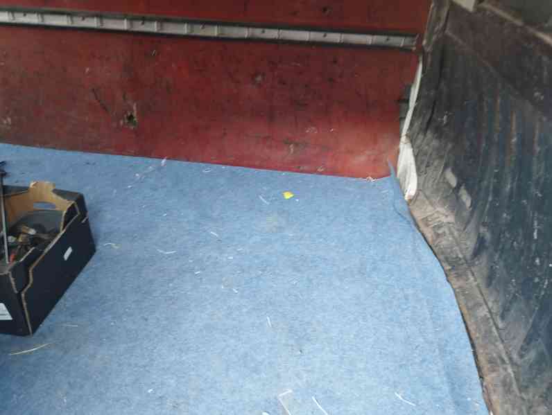 Ford Transit 2,5 Di  - foto 9