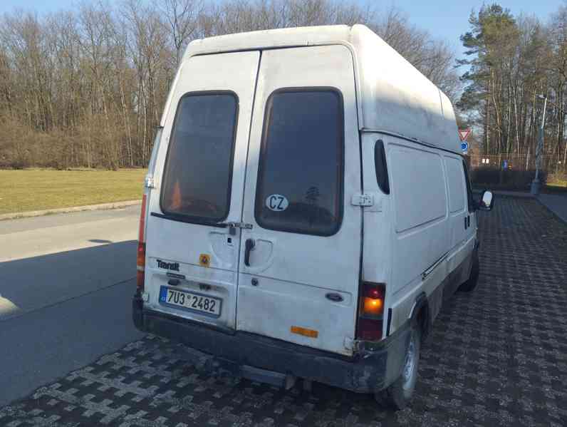Ford Transit 2,5 Di  - foto 7