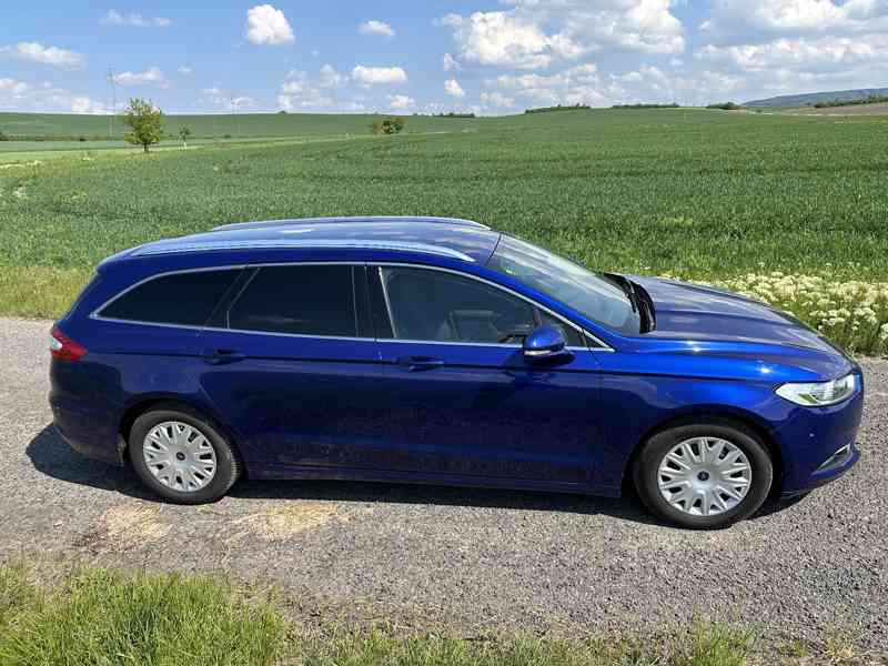 Ford Mondeo V. 2,0 TDCi 110KW Navigace, parkov. as. - foto 4