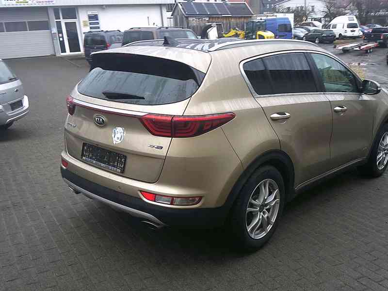 Kia Sportage 1,6 T-GDi GT-Line 4x4 benzín 130kw - foto 4