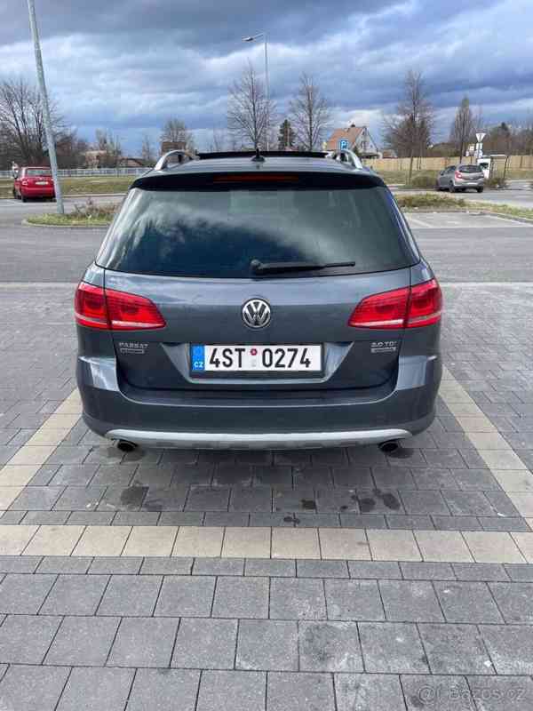 Volkswagen Passat 2,0 b7 Alltrak TDI 4x4 - foto 7