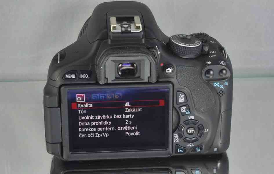 Canon EOS 600D + Objektiv  jen 2050 Exp. - foto 3