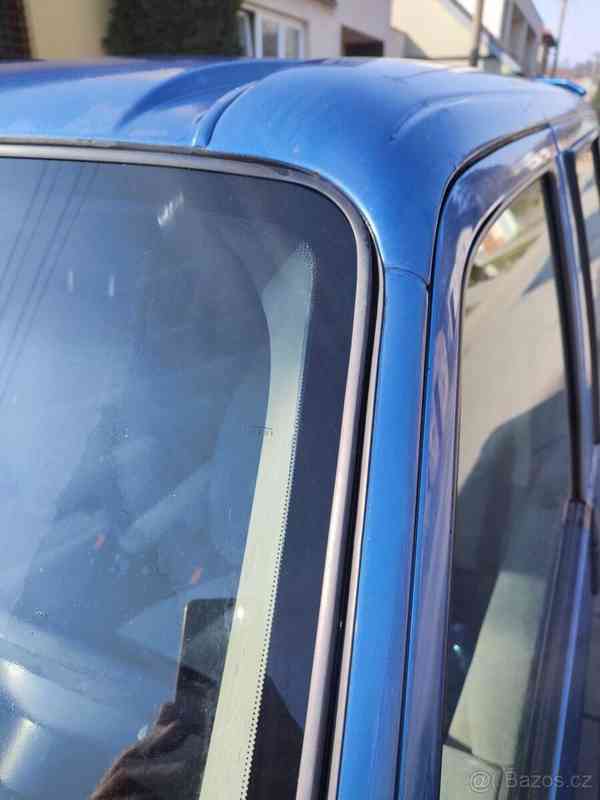 Volkswagen Tiguan 2,0 - foto 7