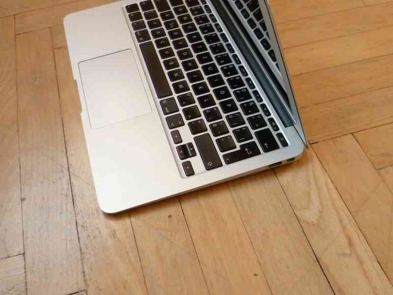 MacBook Air 11 Mid-2012 Core i7 2GHz / 8GB RAM / 500GB SSD - foto 6