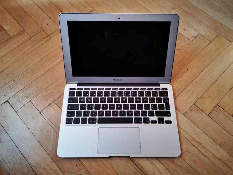 MacBook Air 11 Mid-2012 Core i7 2GHz / 8GB RAM / 500GB SSD - bazar