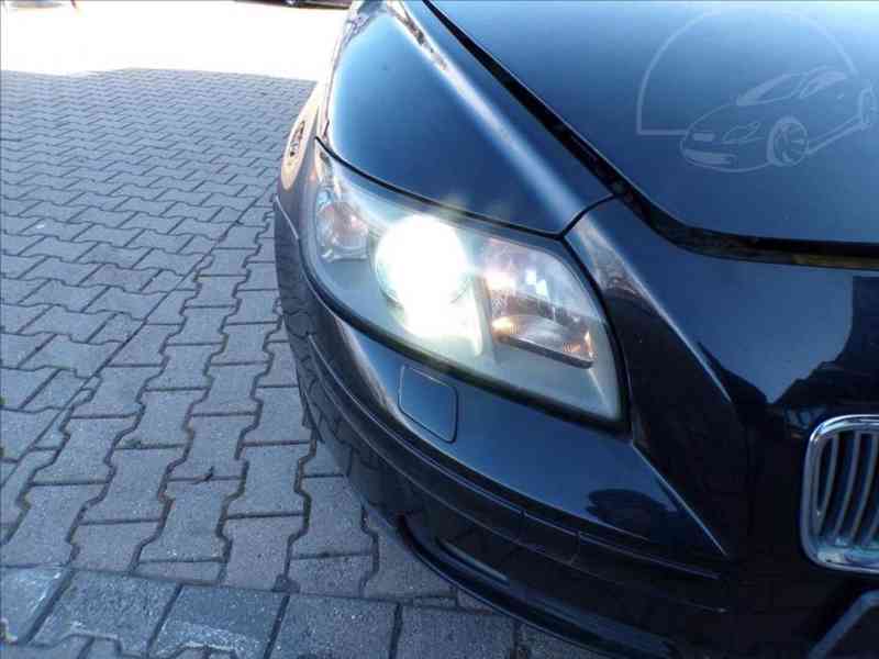 Volvo V50 2,4 i - foto 13