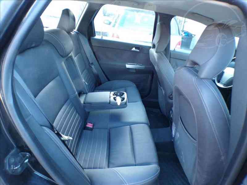 Volvo V50 2,4 i - foto 10