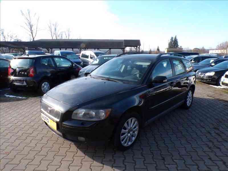 Volvo V50 2,4 i - foto 2
