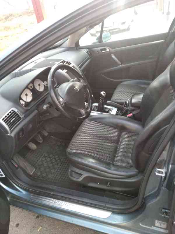 Peugeot 407 - foto 6