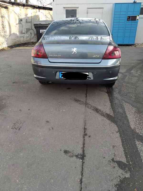 Peugeot 407 - foto 4