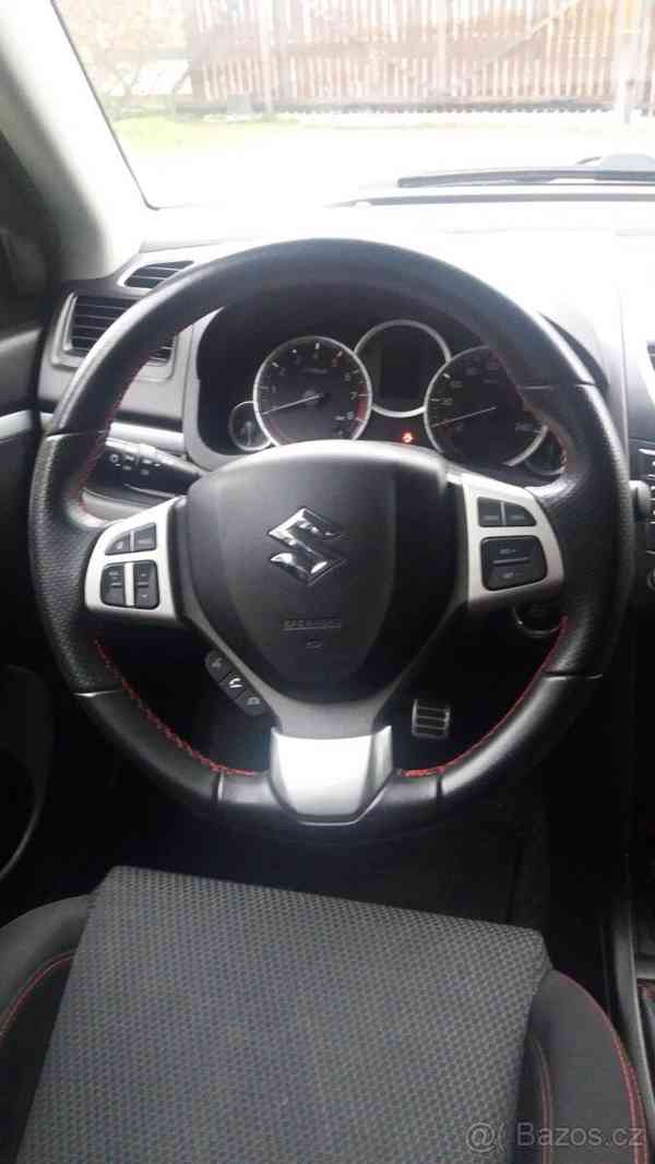 Suzuki Swift 1,6 VVT Sport - foto 7