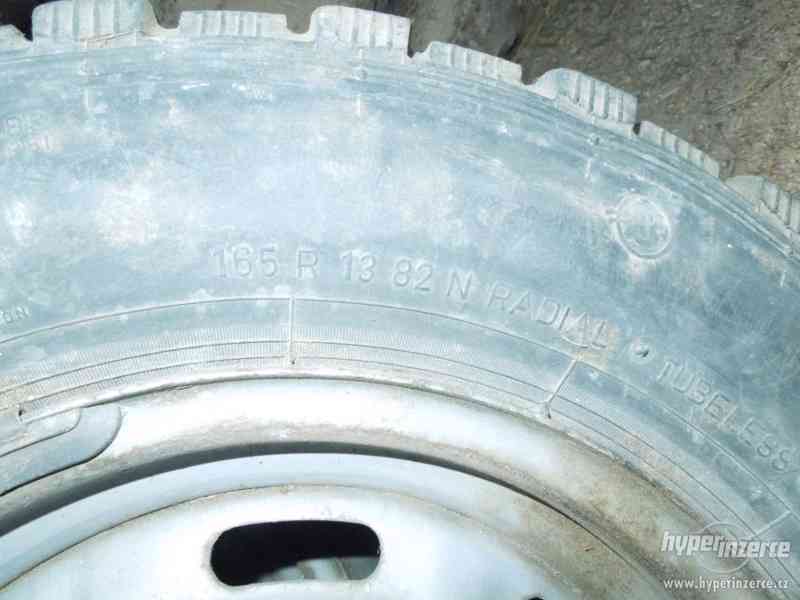 Plechové disky s pneu - škoda 100,120 - 4ks - foto 4