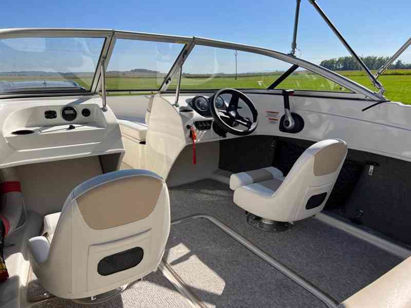 BAYLINER 175 GT + MERCRUISER 3.0l TKS 135ps ALPHA VAN + vlek - foto 4