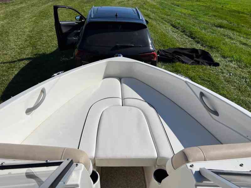 BAYLINER 175 GT + MERCRUISER 3.0l TKS 135ps ALPHA VAN + vlek - foto 7