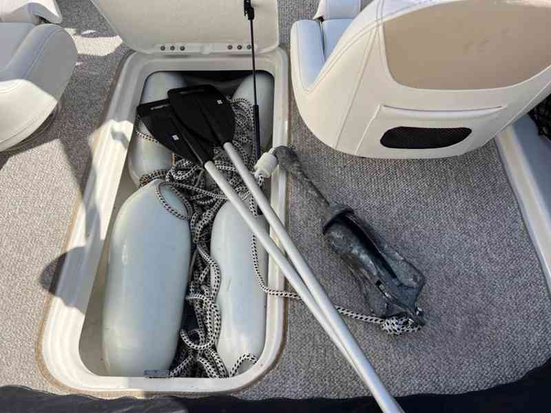 BAYLINER 175 GT + MERCRUISER 3.0l TKS 135ps ALPHA VAN + vlek - foto 9