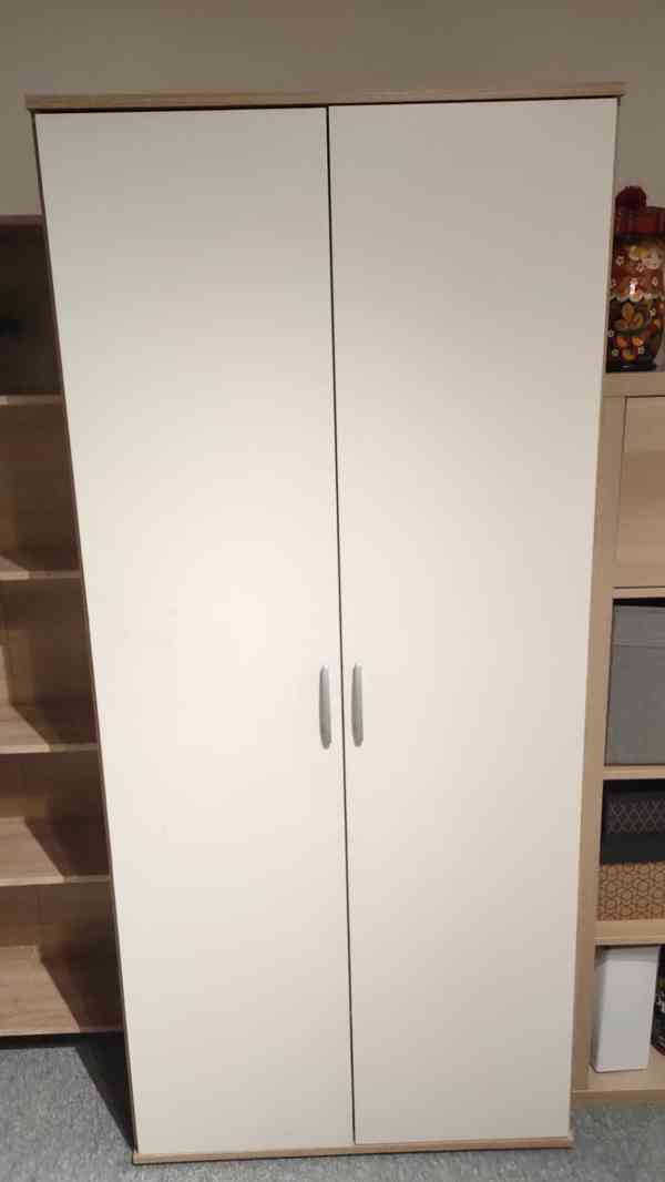 Prodám šatní skříně, 2 kusy - foto 2
