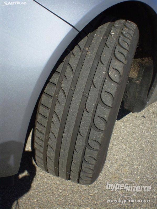 Opel Insignia - foto 1