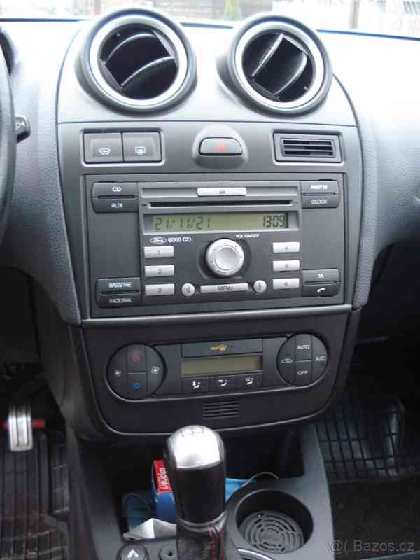 Ford Fiesta ST150	 - foto 8