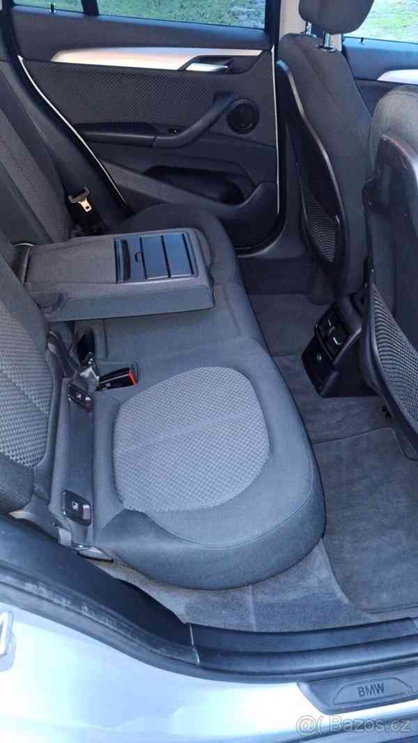 BMW X1 1,8   18d xDrive - foto 5