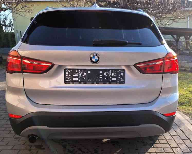 BMW X1 1,8   18d xDrive - foto 8