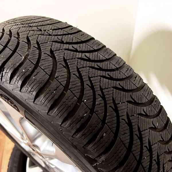 MERCEDES GLA/VITO 5x112 R17 ET38+ZIMNÍ 215/60R17 7mm - foto 12