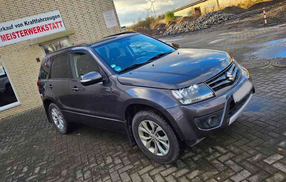 Suzuki Grand Vitara 2.4i Comfort benzín 124kw - foto 10