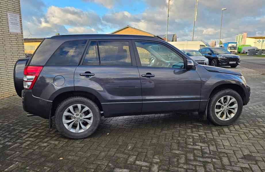 Suzuki Grand Vitara 2.4i Comfort benzín 124kw - foto 6