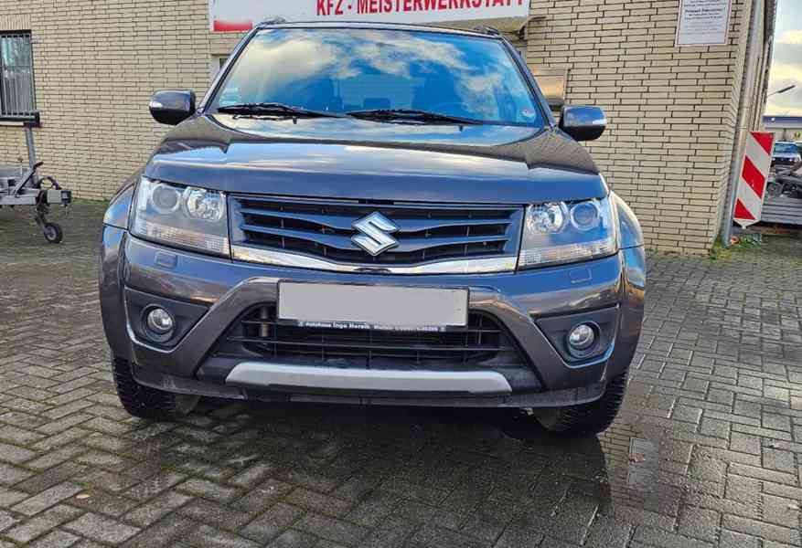 Suzuki Grand Vitara 2.4i Comfort benzín 124kw - foto 2