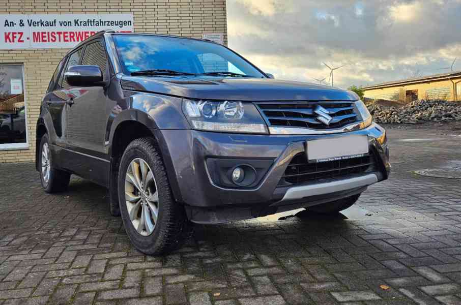 Suzuki Grand Vitara 2.4i Comfort benzín 124kw - foto 19