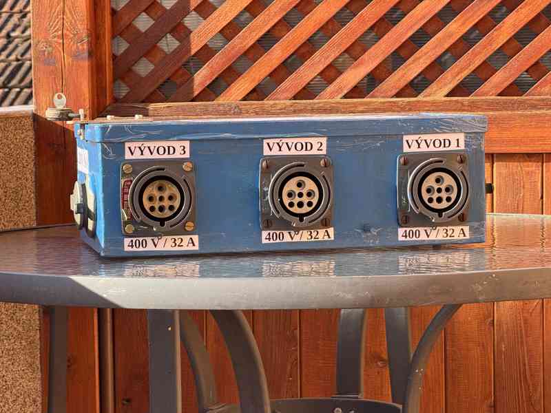 Stavební rozváděč 400 V, 63 A – max. 43,7 kW - foto 2
