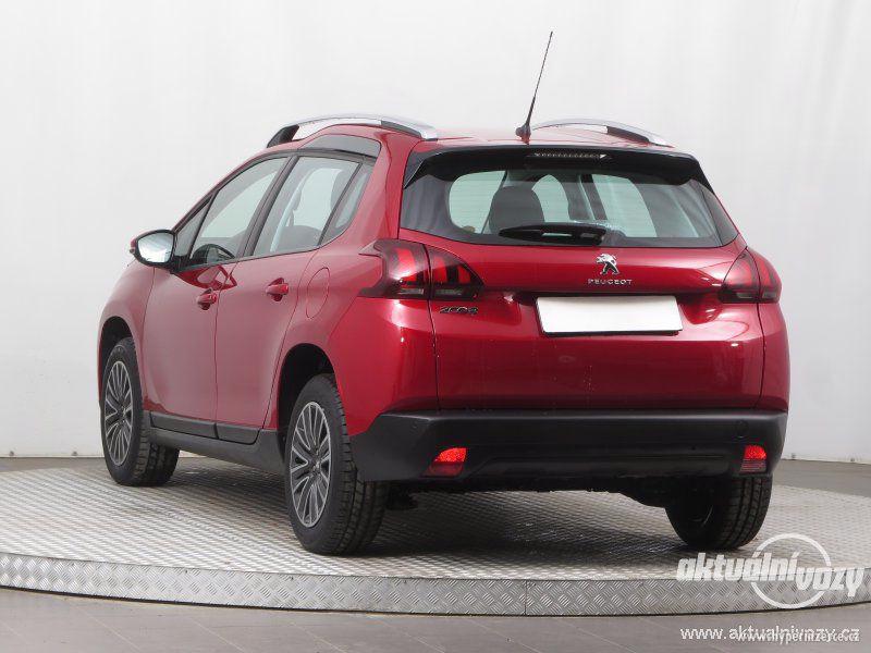 Peugeot 2008 1.6, nafta, r.v. 2016 - foto 14