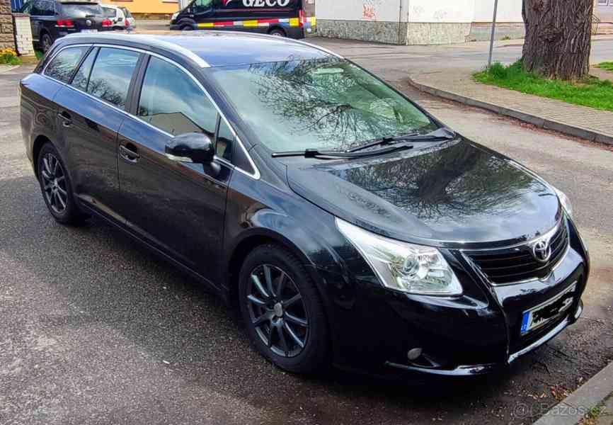 TOYOTA Avensis T27 combi - bazar - Hyperinzerce.cz