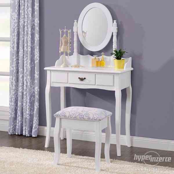 Bílý toaletní stolek se zrcadlem a taburetem - foto 1
