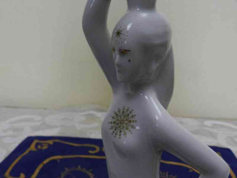 Stojící Dívka s Amforou Akt Brusel Lesov Czechoslovakia  - foto 2