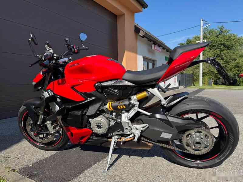 Ducati Streetfighter V2 - foto 4