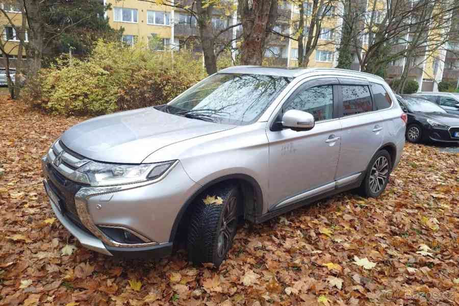 Mitsubishi Outlander 2,3   DI-D, 4x4, 2017, automat, pádl - foto 2