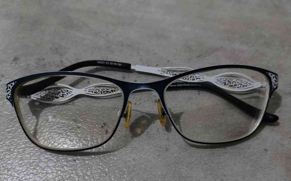 Brýlové obroučky  - foto 1