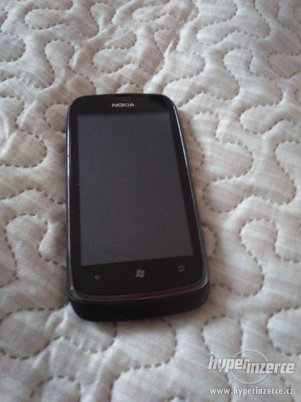 Nokia Lumia 610 - foto 1