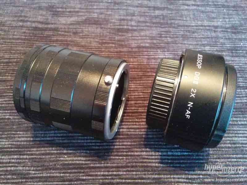 Nikon D7000 + objektivy + spousta příslušenství - foto 11