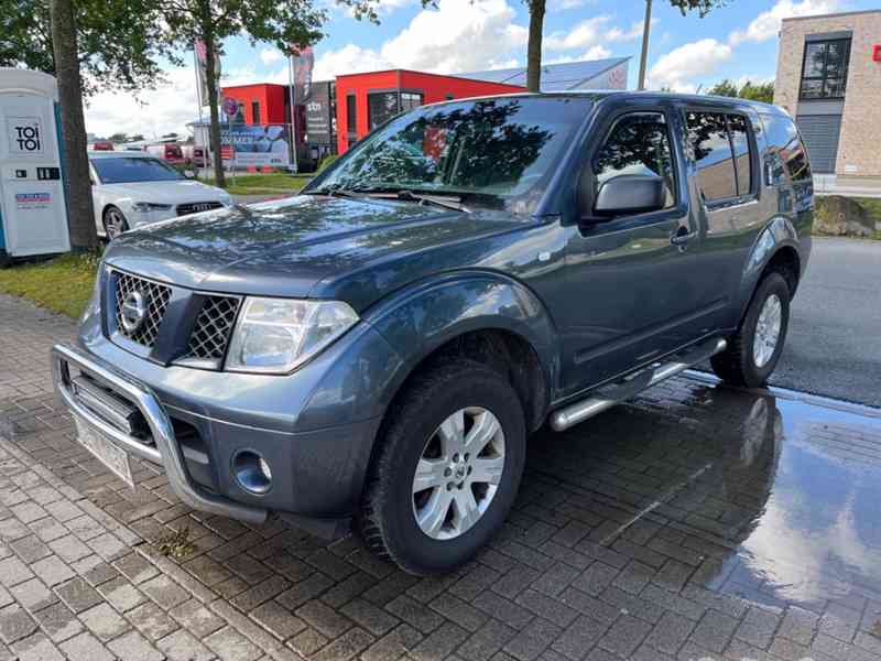 Nissan Pathfinder 2.5 dCi Comfort 128kw - foto 2