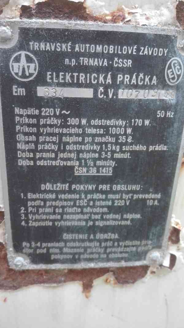 pračka se ždímačkou retro - foto 2