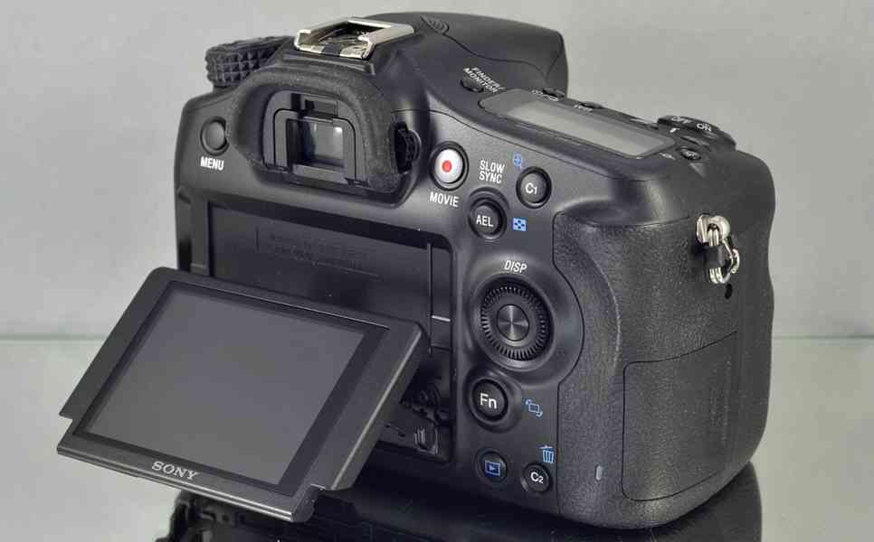 Sony SLT-A68 24,1MPix*Full HDV*4D Focus*7900 Exp. - foto 6