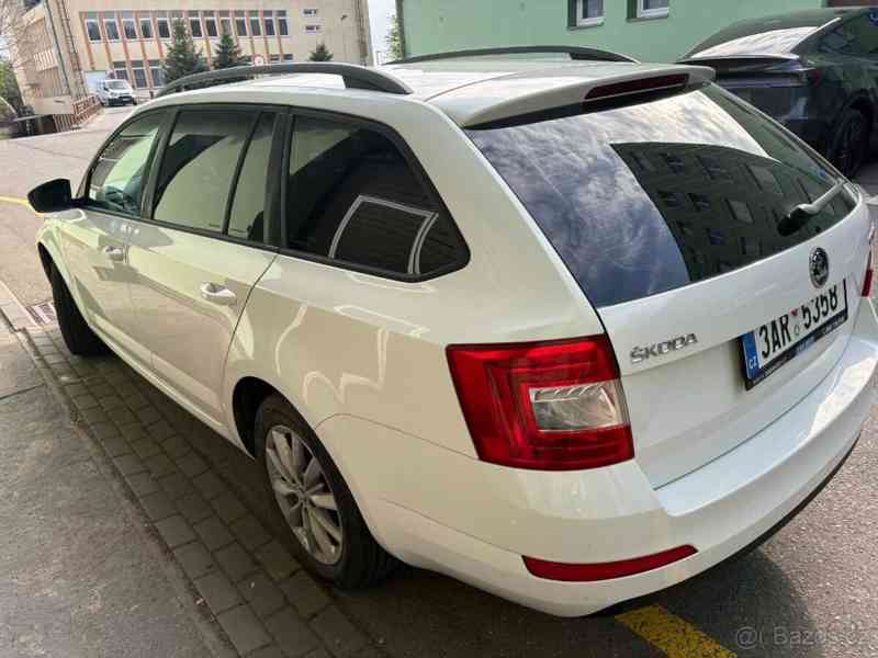 Škoda Octavia 1,6   III TDi - foto 8