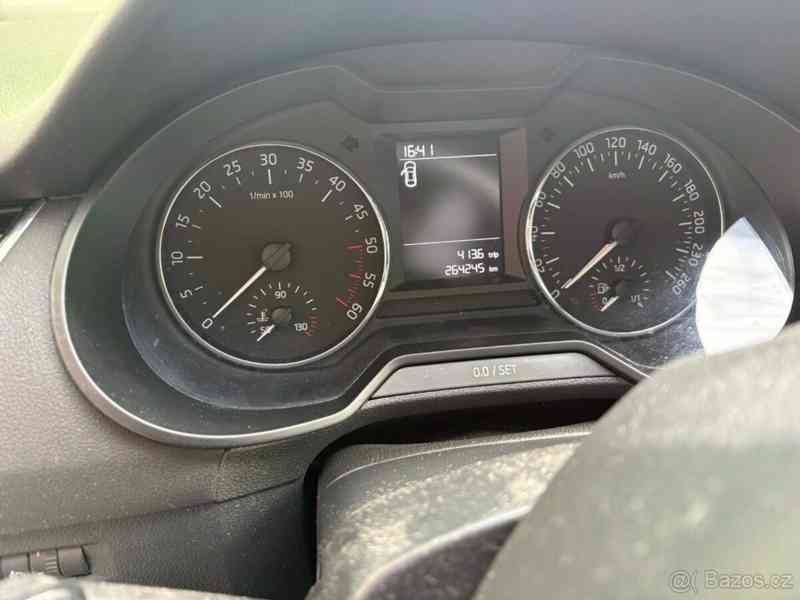Škoda Octavia 1,6   III TDi - foto 7
