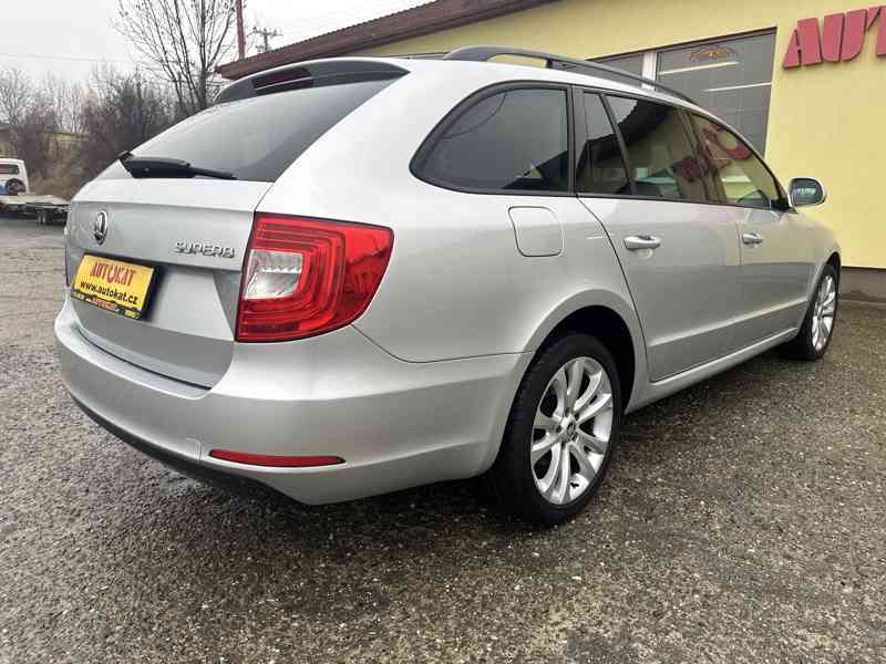 Škoda Superb 2.0TDi 1MAJ/Serv.Knih/ČR/DPH - foto 3